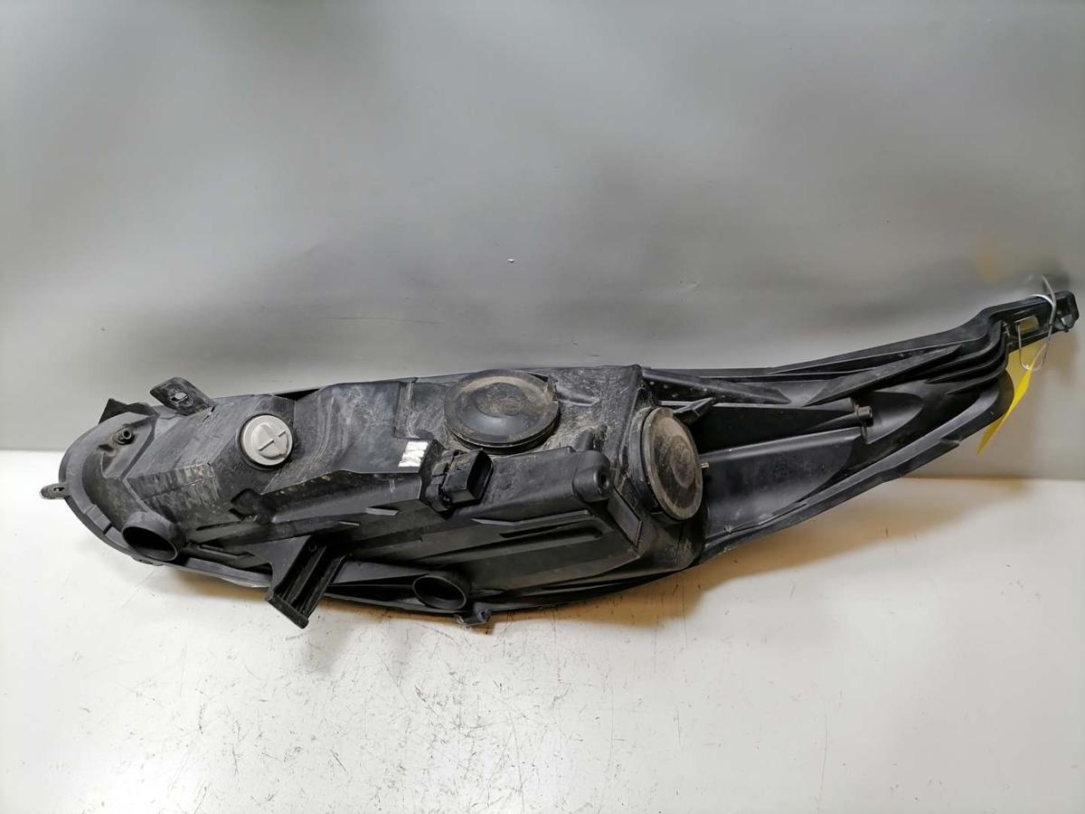 Ford Fiesta original Scheinwerfer vorn rechts Halogen mit LED Tagfahrlicht Bj.2016